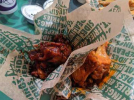 Wing Stop food