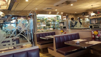 Dutchess Diner inside