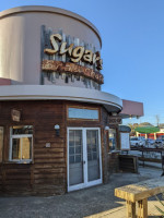 Sugar's Crab Shack outside