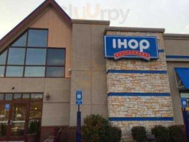 Ihop outside