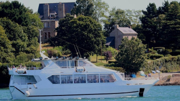 Croisieres Chateaubriand (bateau food