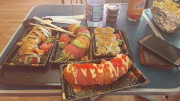 Simply Sushi food