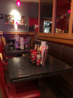 Red Robin Gourmet Burgers And Brews food