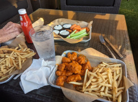 Buffalo Wild Wings food