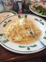 Olive Garden food