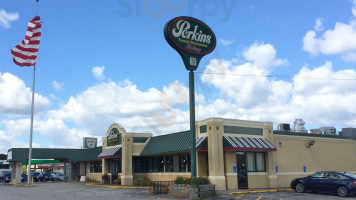 Perkins Bakery outside