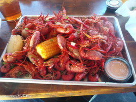 Linney Breaux's Cajun Eatery food