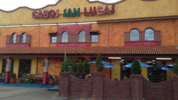 Cabos San Lucas outside