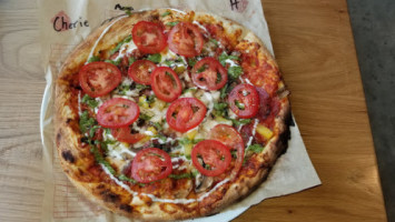 Mod Pizza food