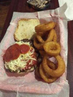 Dan's Downtown Tavern food