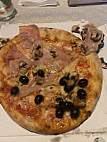 Fior Di Pizza Di Papa Graziano food