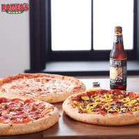 Romeo's Pizza food