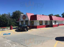 Dairy Queen Brazier outside