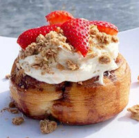 Cinnaholic food