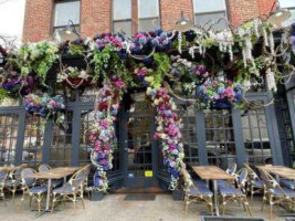 Court Street Tavern inside