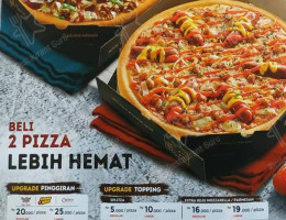 Pizza Hut Restoran food