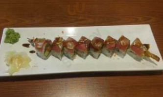 Sushi Garden Bistro food