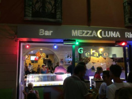 Mezza Luna food