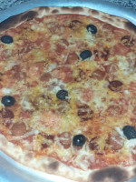 Sergio Pizza food