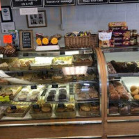 Calabash Deli Bakery Gourmet Shop food