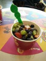 Menchie's Frozen Yogurt food