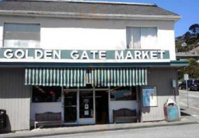 Golden Gate Market outside