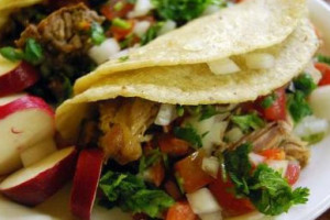 Taqueria El Corazon food