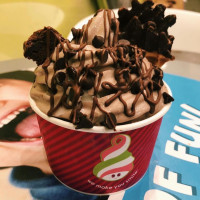 Menchie's Frozen Yogurt food