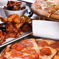 Pats Select Pizza Grill food