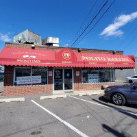 Polito Bakery outside