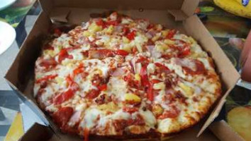 Domino's Pizza food