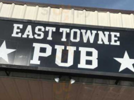 East Towne Pub food