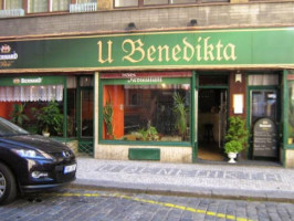 U Benedikta outside