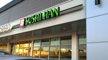 Sushi Han outside