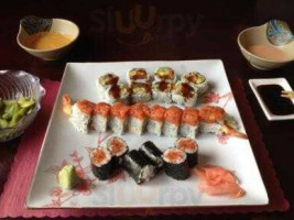 Yashi Sushi food