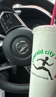 Emerald City Smoothie food