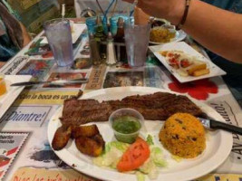 Isla Del Encanto food