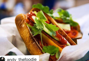 Crispy Banh Mi food