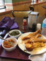 Daddy's Soul Food Grille food