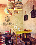 A Peregrina Vinoteca inside