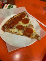 Luigi's Gourmet Pizza food