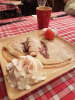 Creperie Louis Sandrine food