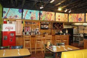 Mellow Mushroom Vinings Jubilee inside