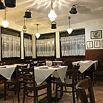 Trattoria Casa Mia inside