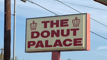 Donut Palace food