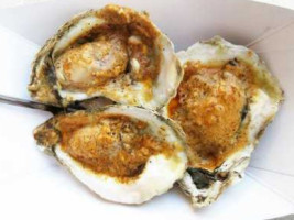 The Grilled Oyster Company food