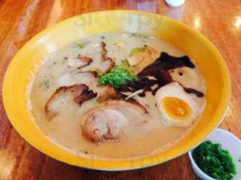 Momi Ramen food