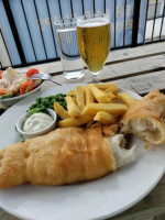 Rod And Reel Pub Crianlarich food