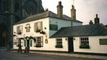 St. Mary's Gate Inn outside