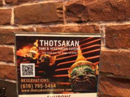 Thotsakan Thai Vegetarian Cuisine inside